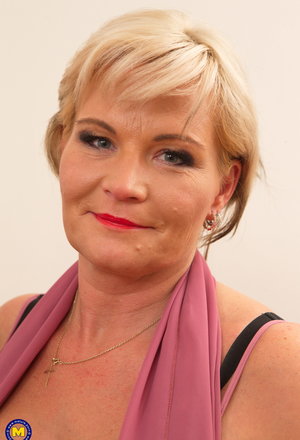 18 year old girl Kasey Chase submits to a dominant man wearing latex gloves